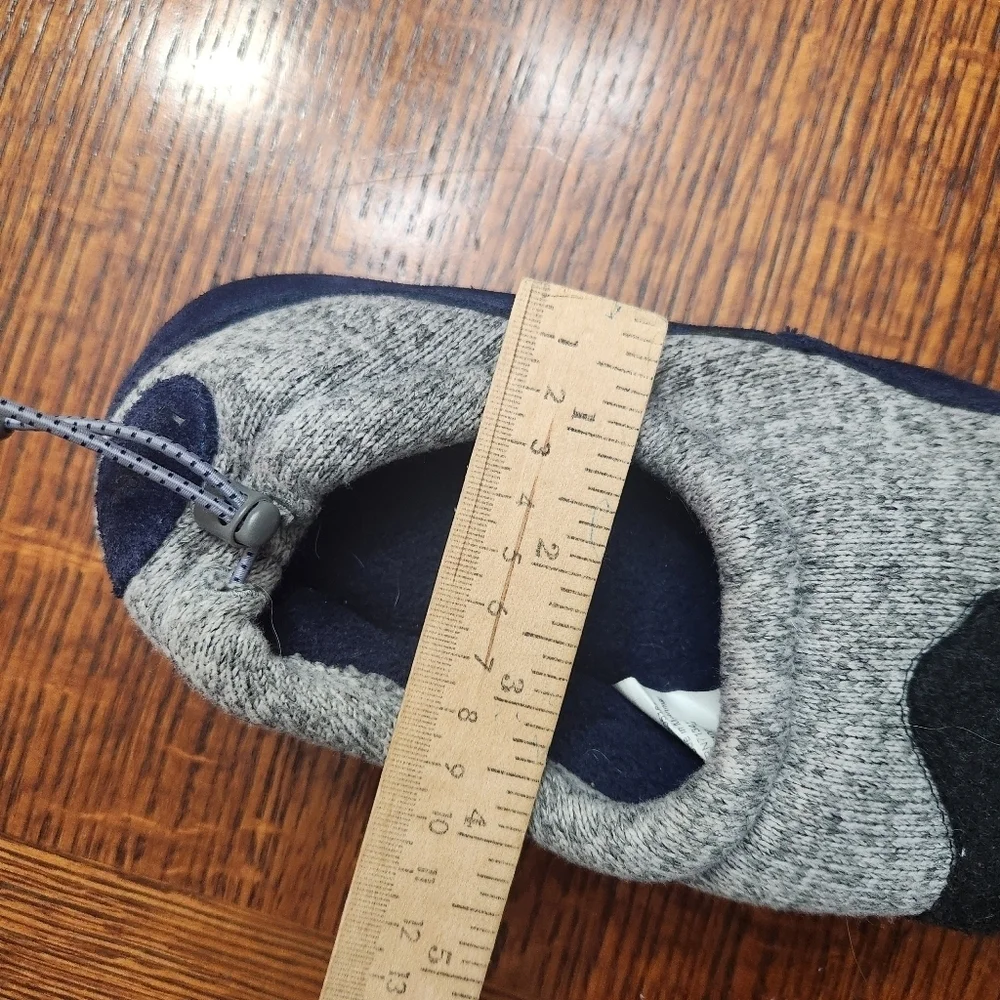 LL Bean kids size 5 - 6 black dog slippers